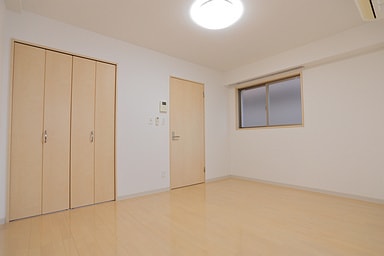 c03.jpg